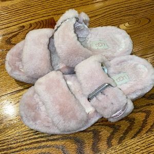 Ugg Fuzz Yeah Slipper Size 6